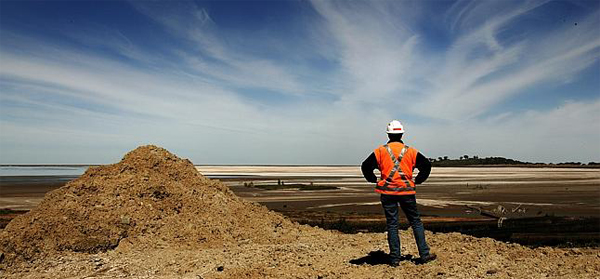 The percentage of junior explorers in Australia’s 800-strong sector who have stopped exploring rose to 10 per cent (or 85 companies) in the March quarter, according to accounting firm BDO. (Photo by Rob Homer)